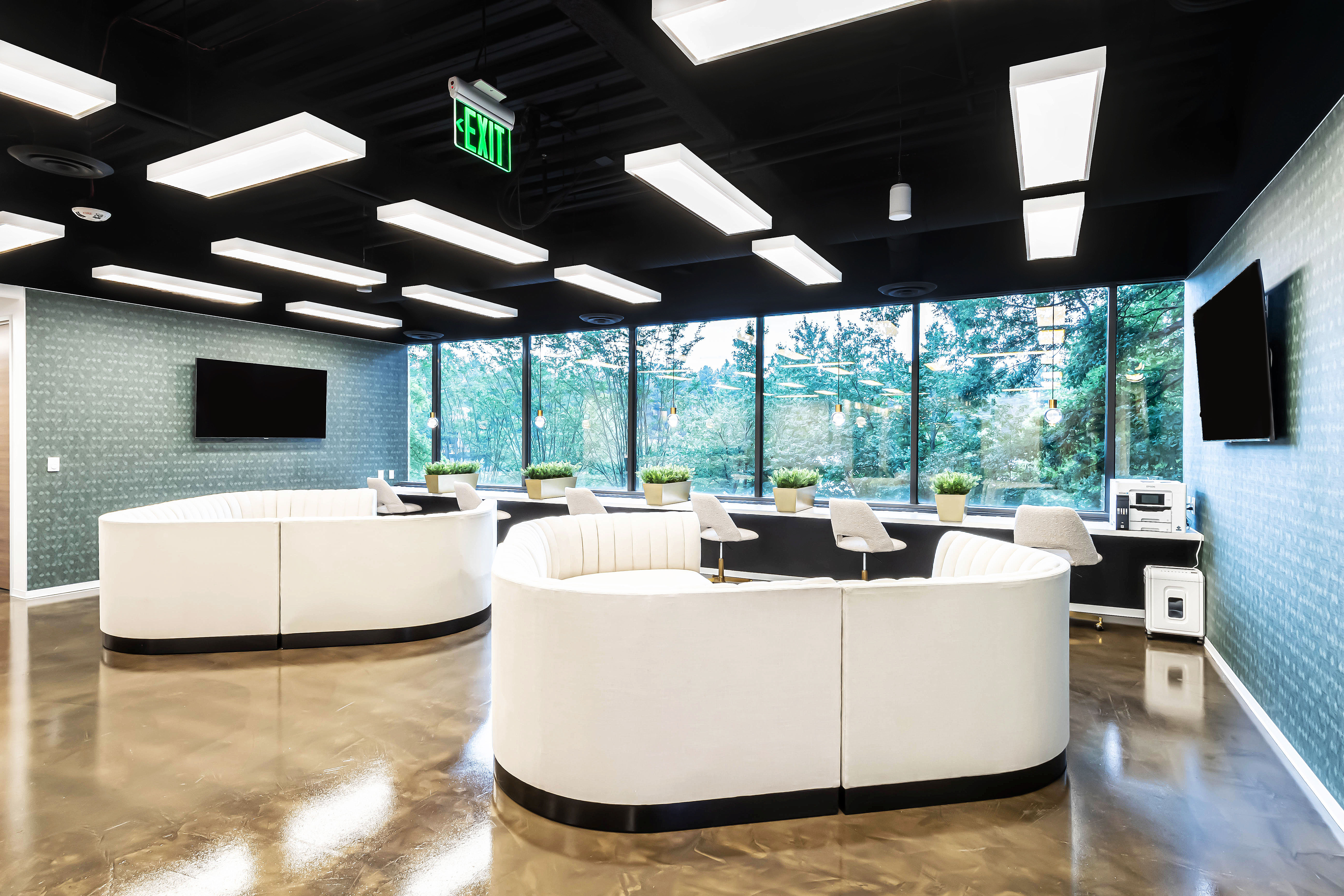 Lucid Private Offices in Cumberland,  Georgia