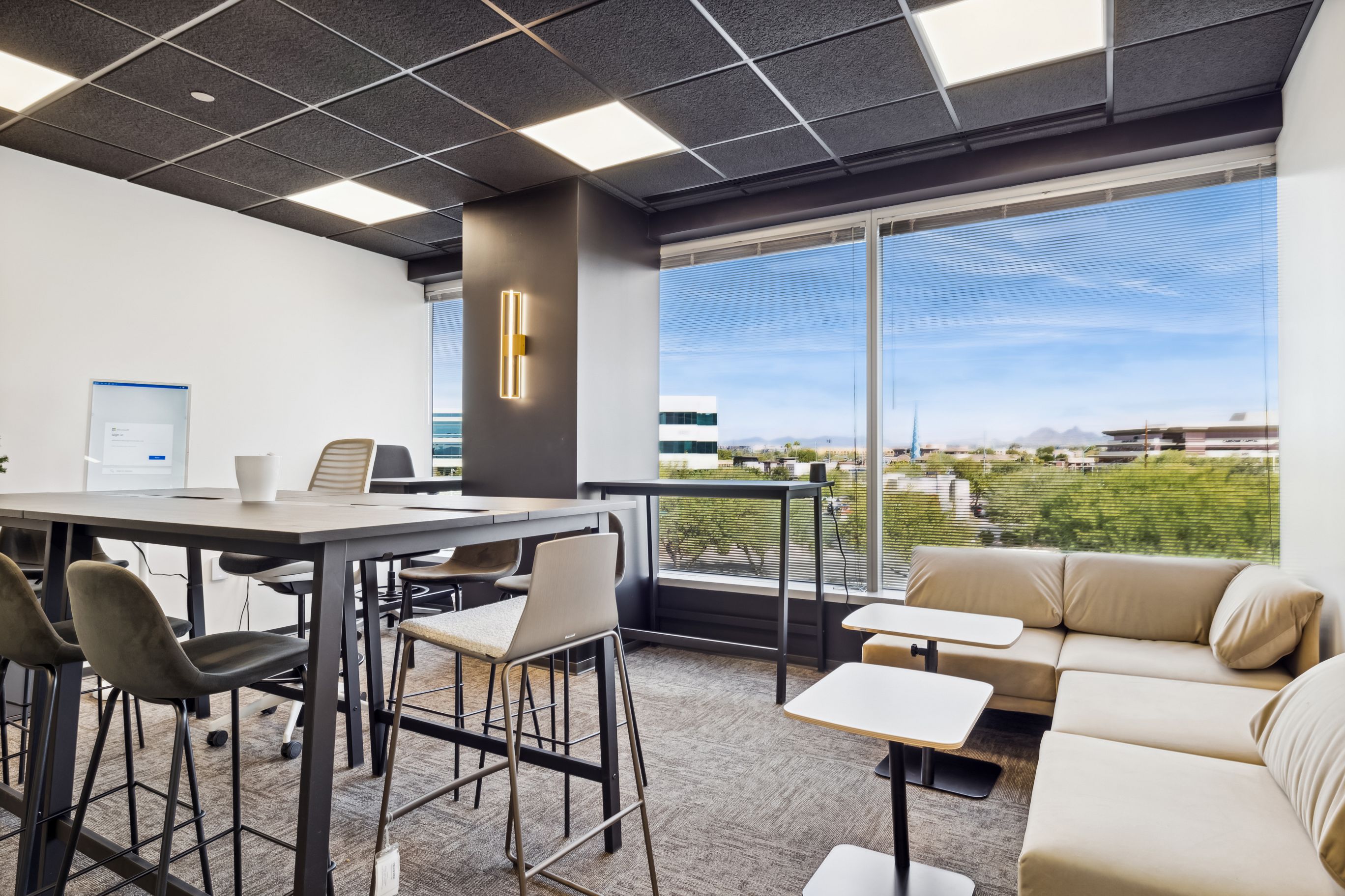 Lucid Private Offices Phoenix: Coworking