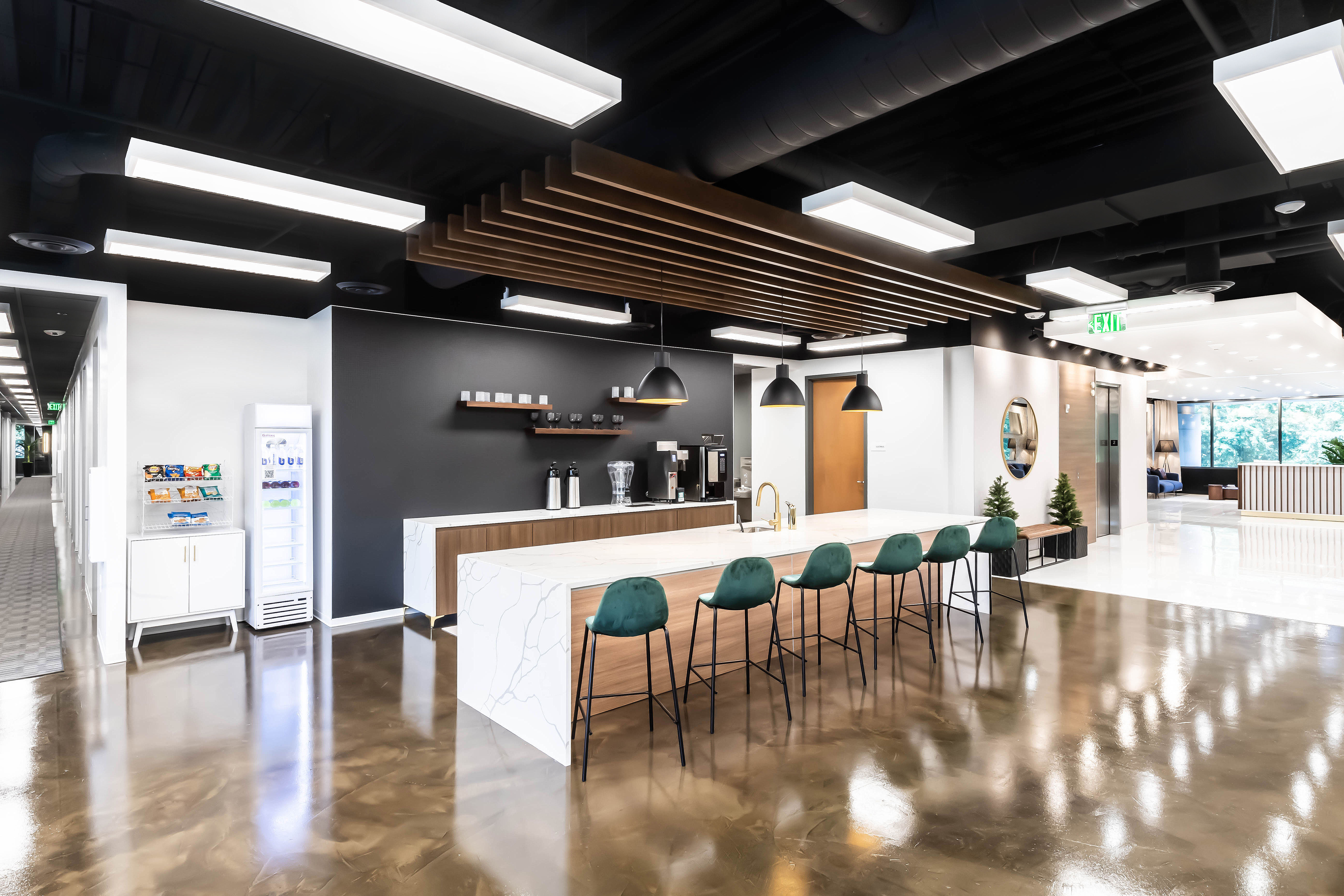 Unlocking Productivity: Premium Private Offices in Atlanta's Cumberland/Battery