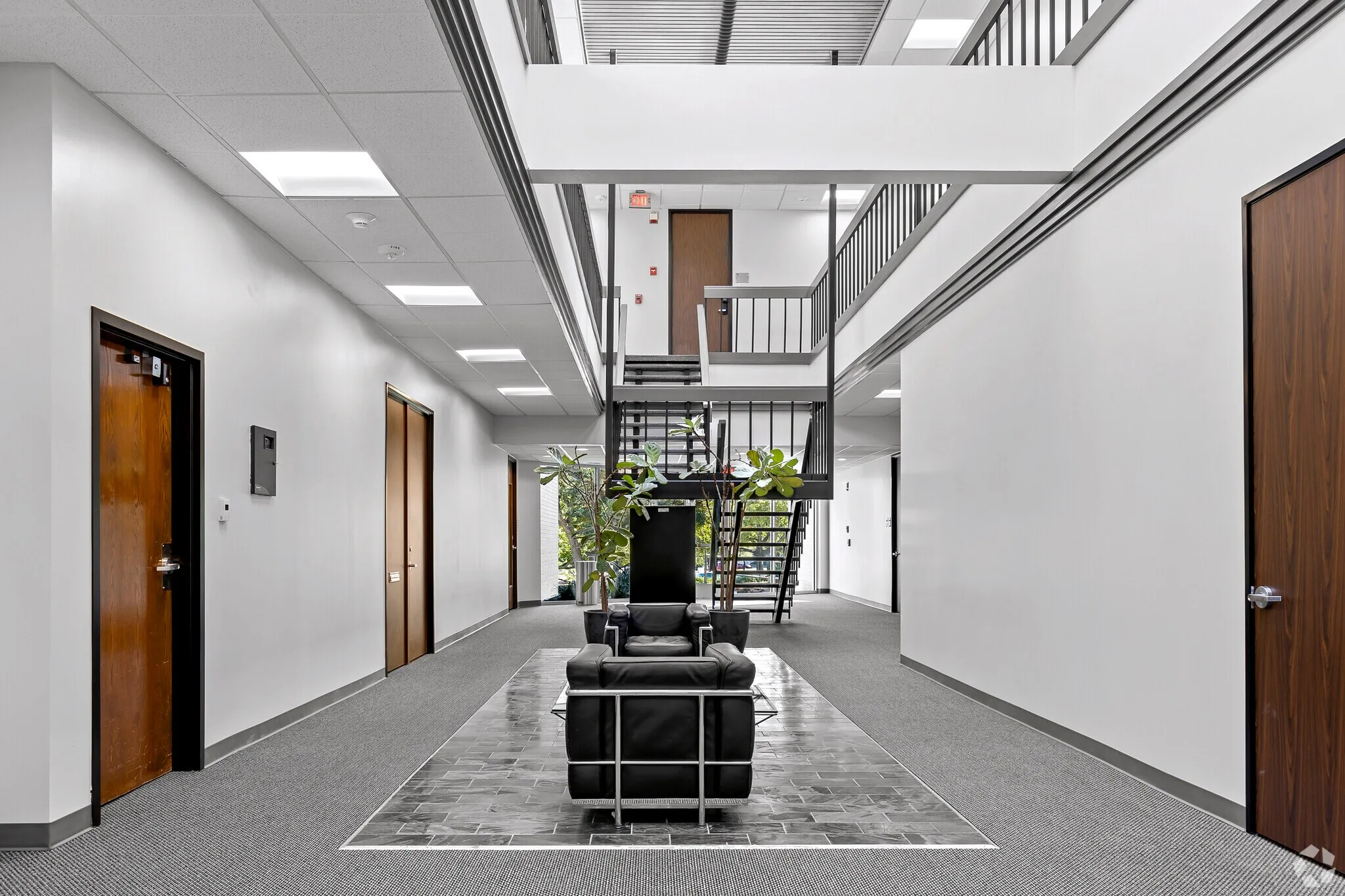 Wingren Plaza: Your Gateway to Productive Work in Las Colinas