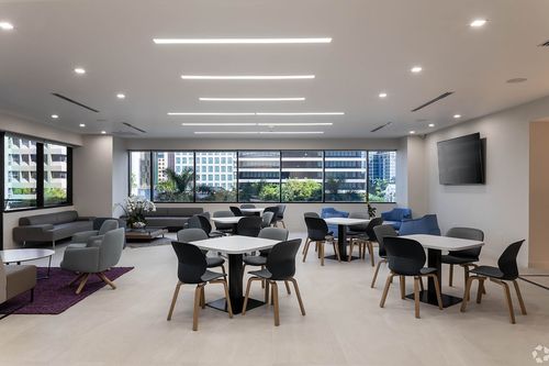CoSuite Brickell: Your Gateway to Modern Work in Miami's Financial Hub